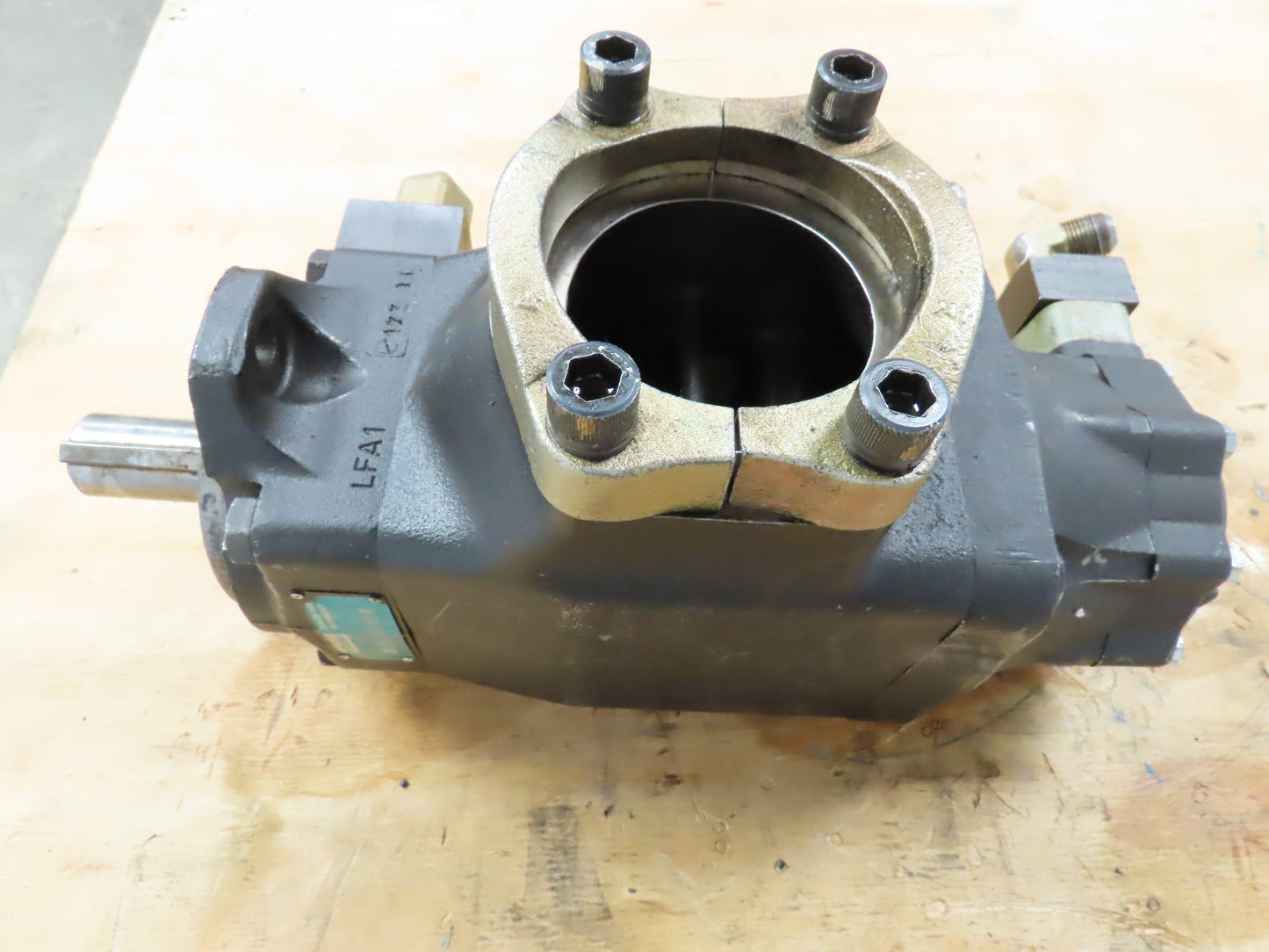 Parker Denison T6DCC Triple Vane 3-Stage Hydraulic Pump 4' Inlet 42/28/8 GPM