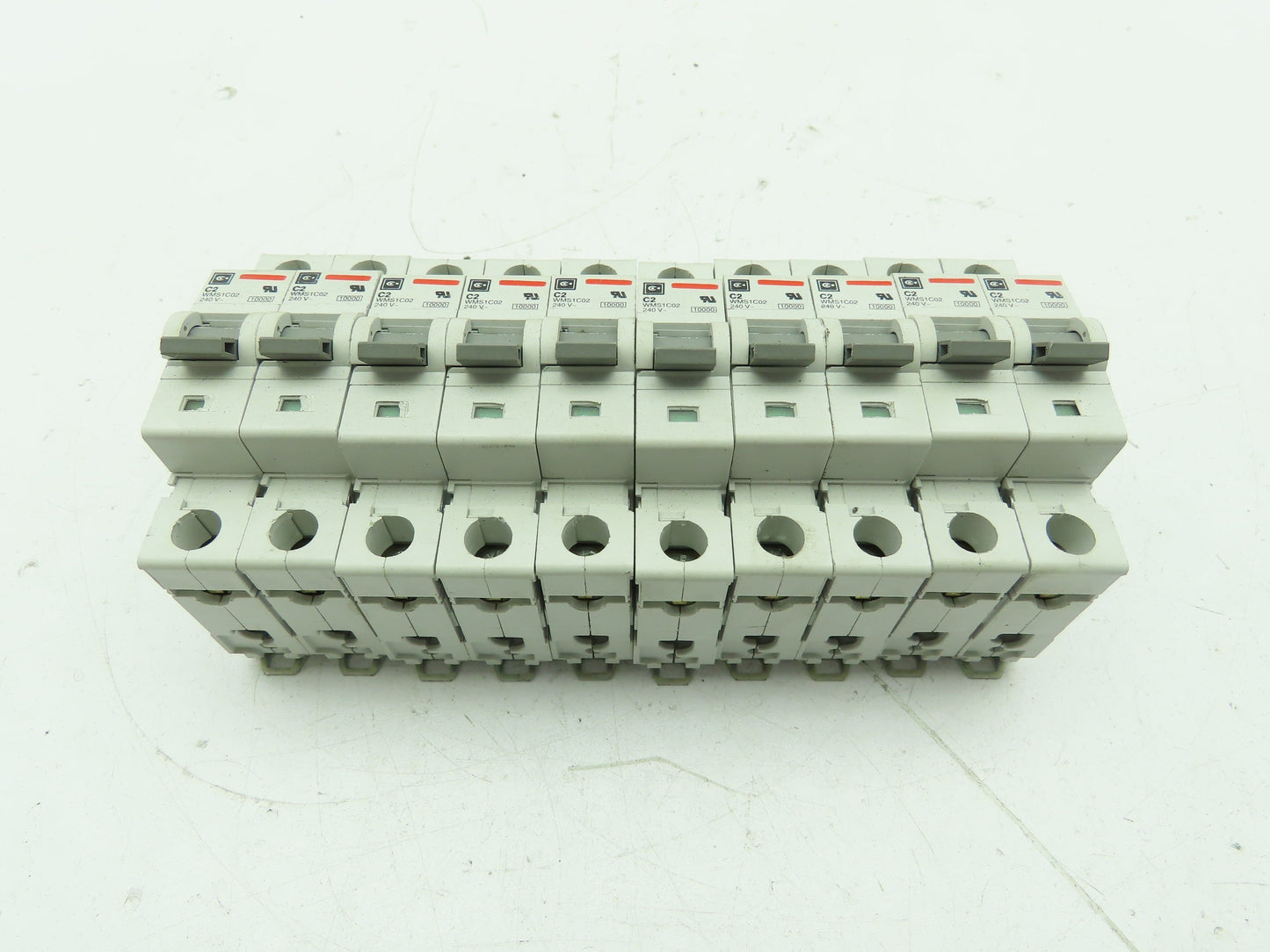 Cutler Hammer WMS1C02 Circuit Breaker, 2 Amp 240 VAC Single Pole LOT of 10