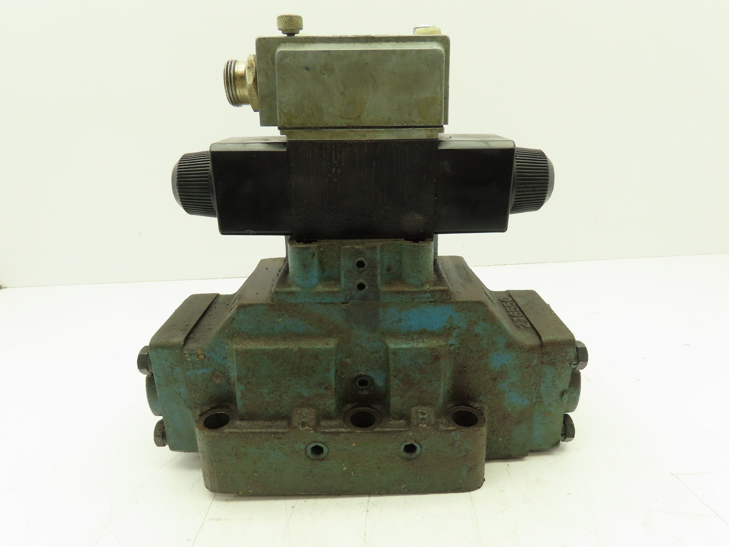 Vickers Double A F3 DG5S 40  Hydraulic Directional Solenoid Valve QF3FF10B1BH5L