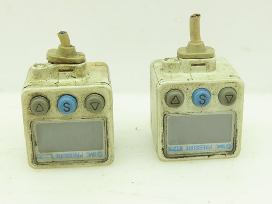 SMC ZSE 40A-N01-T-P Digital Monitor Pressure Switch 12-24VDC 1/8"NPT  LOT OF 2