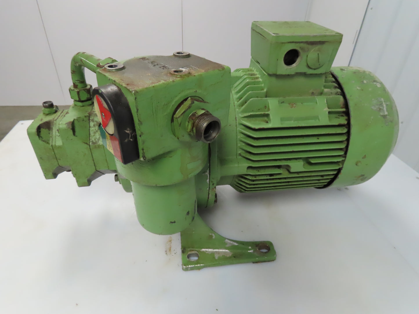 Siemens 1LA3130-4AA91-Z Hydraulic 2-Stage Rotor Pump Motor Unit 460V 6.3kW 8.4Hp