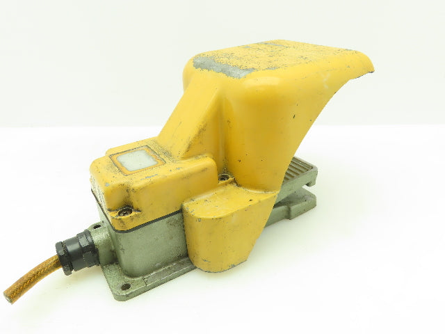 Electric Foot Control Switch w/Toe Guard TOE GUARD BROKE ON BOTH SIDES