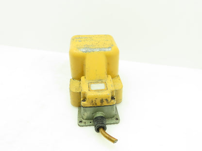 Electric Foot Control Switch w/Toe Guard TOE GUARD BROKE ON BOTH SIDES