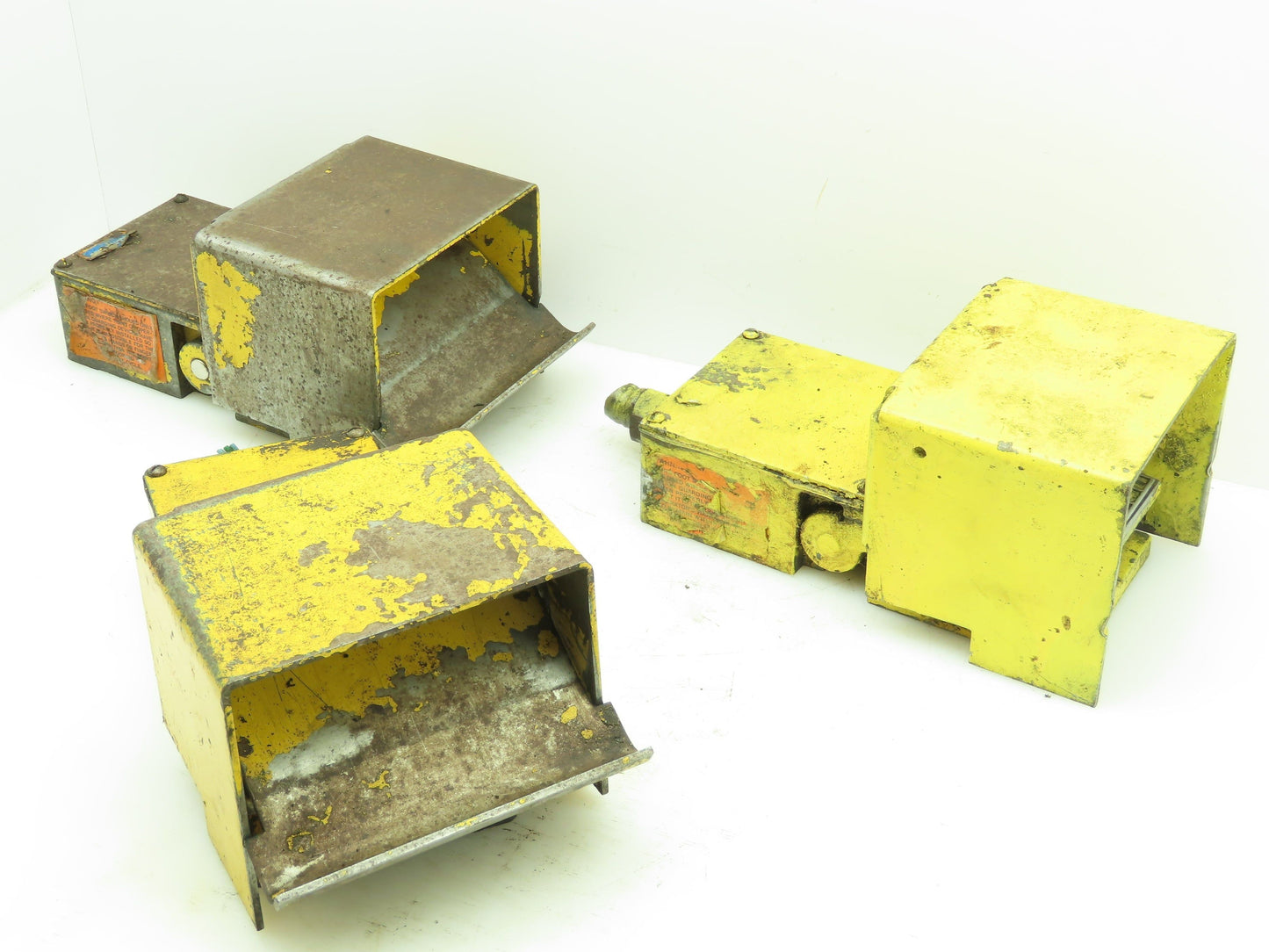 Gemco 1411 Magnetek Electric Foot Control Switch w/Steel Toe Guard LOT OF 3