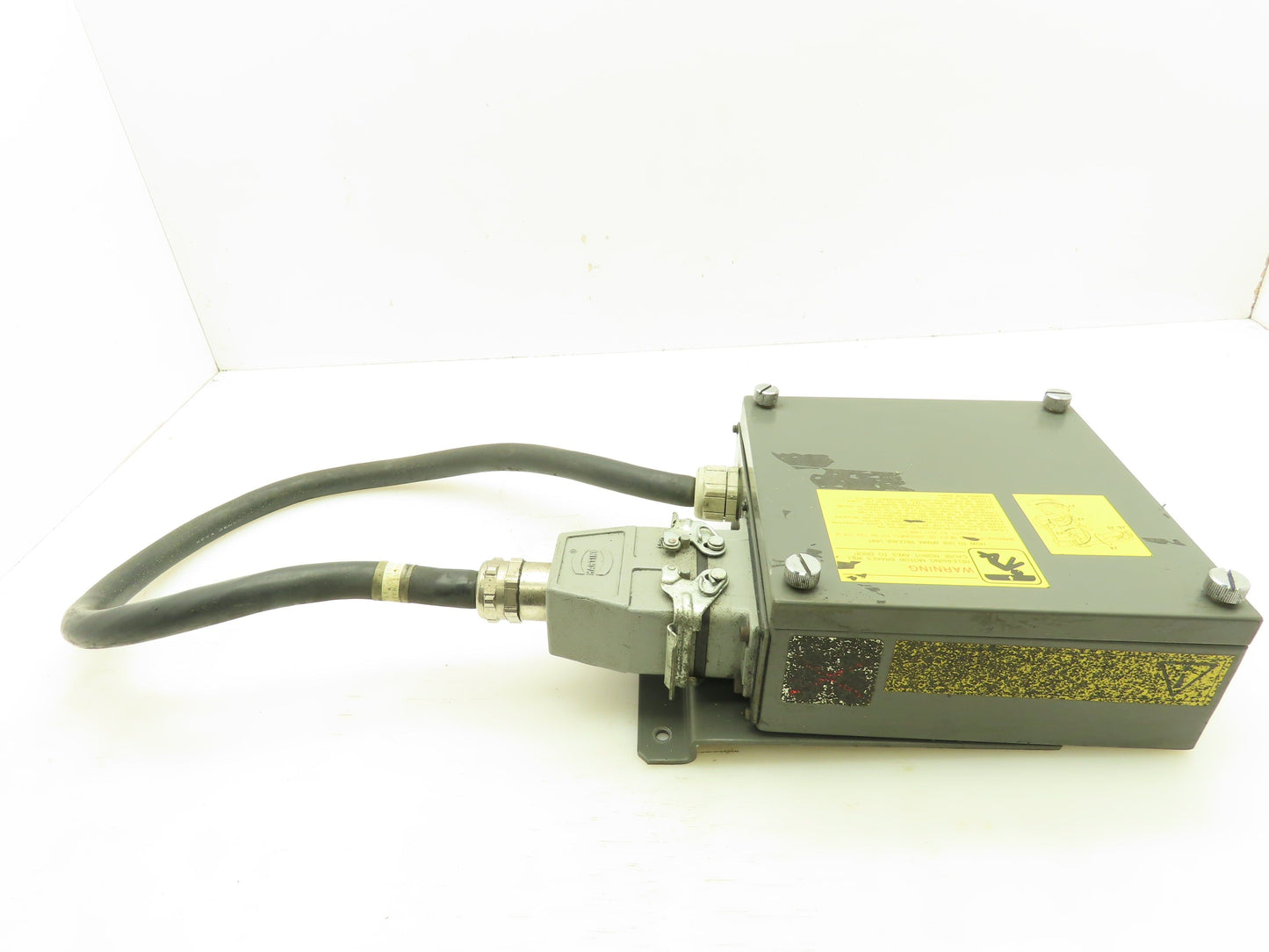 Fanuc A20B-1006-0663/01A Motor Brake Release Unit