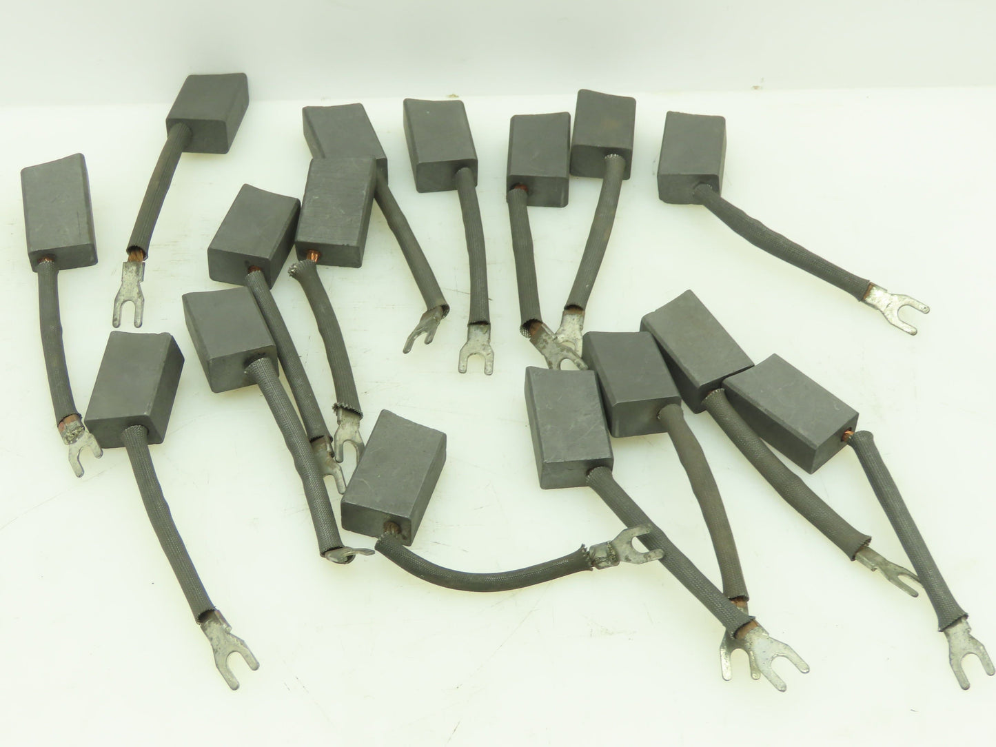 CEC 11946 Carbon Motor Brush 1-1/2"x 7/8"x 9/16" LOT OF 16