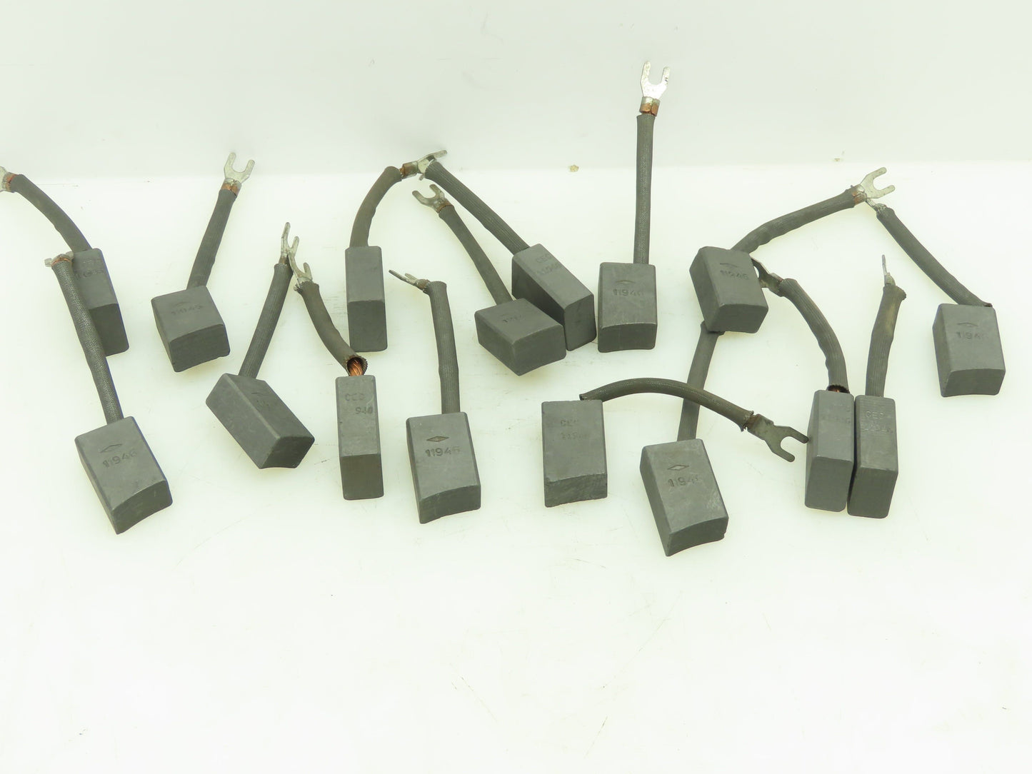 CEC 11946 Carbon Motor Brush 1-1/2"x 7/8"x 9/16" LOT OF 16