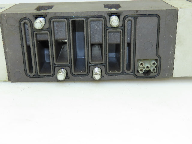 Numatics 135RQ415JG Solenoid Valve Manifold Block Regulator 134RQ400J