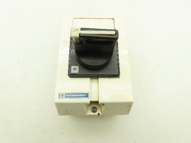 Telemecanique V02 10A Switch W/Aux Contacts & Enclosure 600VAC 3 Pole 5 HP
