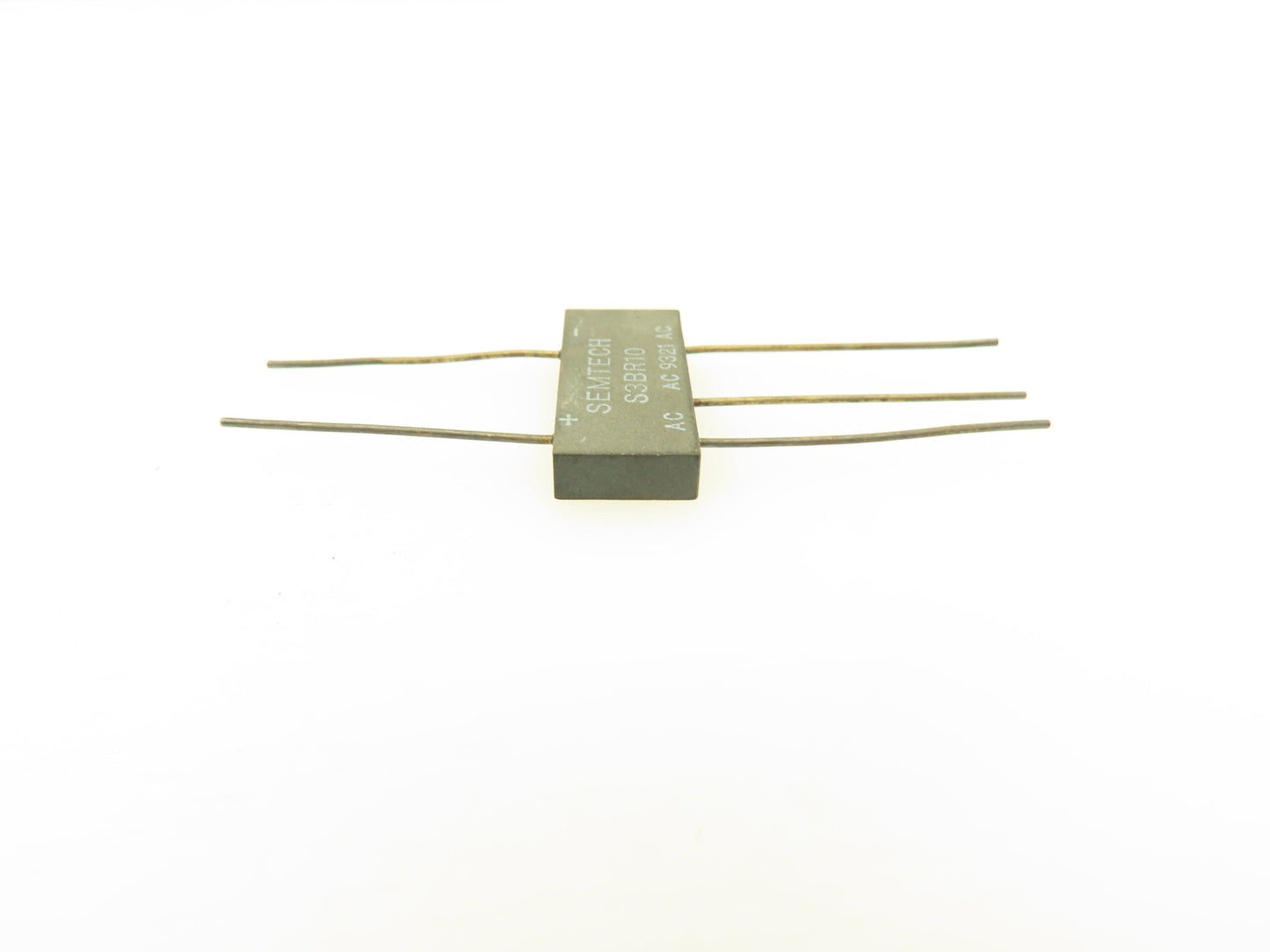 Semtech S3BR10 Bridge & Diodes Rectifiers Three-Phase Bridge 2A 1KV