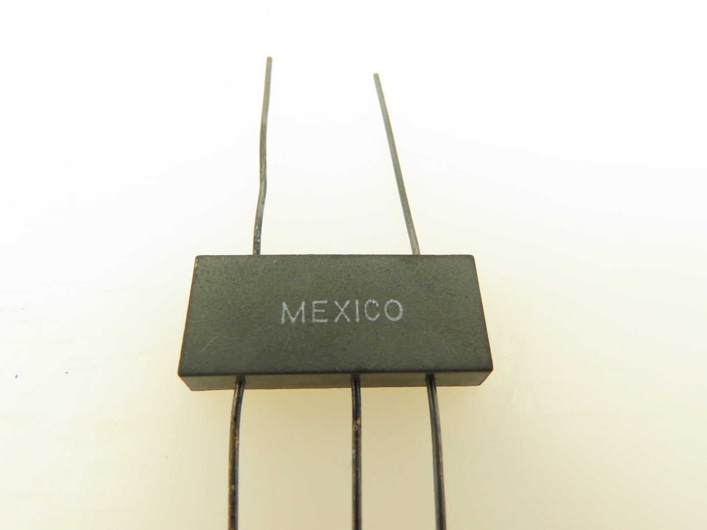 Semtech S3BR10 Bridge & Diodes Rectifiers Three-Phase Bridge 2A 1KV