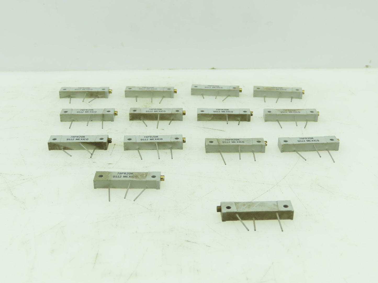 BI Technologies 78PR20K Model 78 Potentiometers Trimmers Resistors 1W LOT OF 14