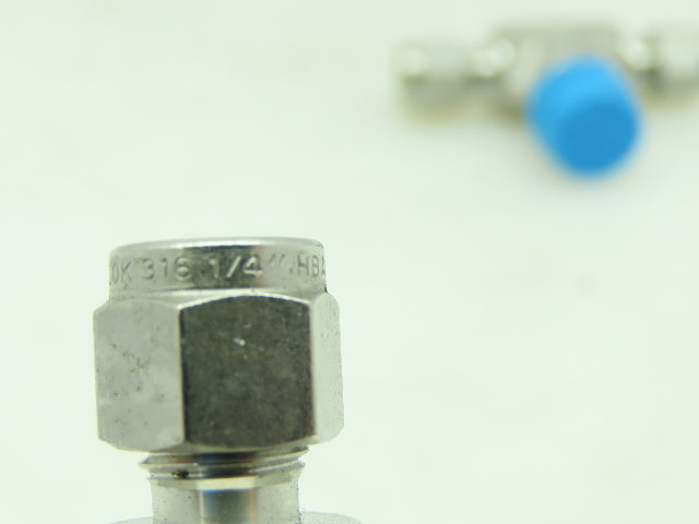 Hy-Lok 316 Male Branch Tee Compression Fitting 1/4" Tube x 3/8" MNPT  LOT OF 4