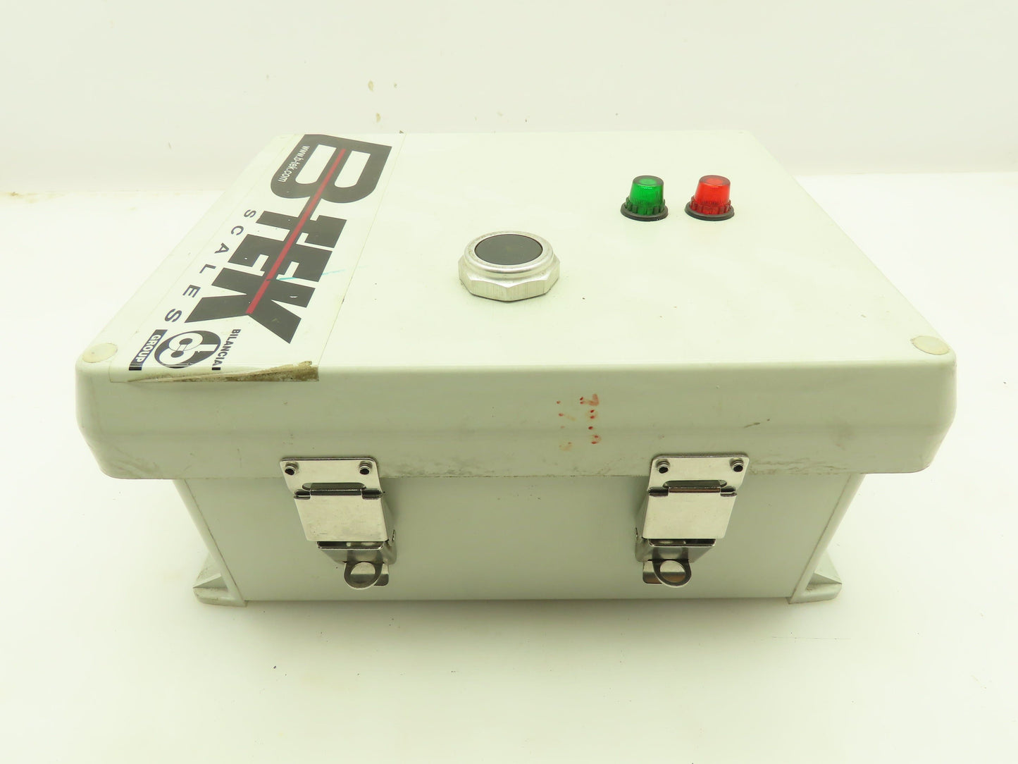 Vynckier VJ1008HWPL2 Fiberglass Sealed Enclosure W/ Stainless Back Plate