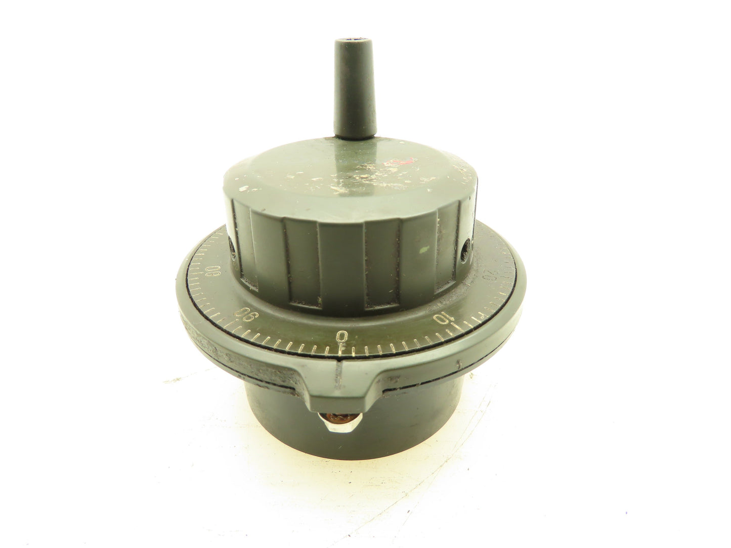 Fanuc A860-0202-T002 Pulse Generator Hand Wheel Mounts in a 2.5" Opening