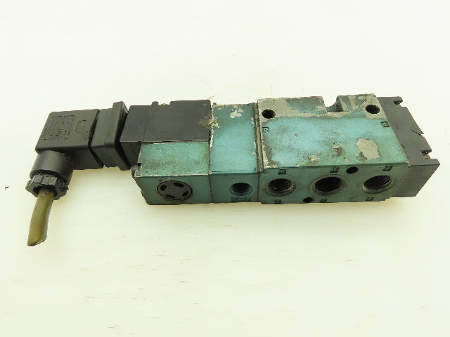 MAC 812C-PM-111CA-112 Pneumatic Solenoid Valve 150PSI 1/4"NPT 120V Coil 2-Way