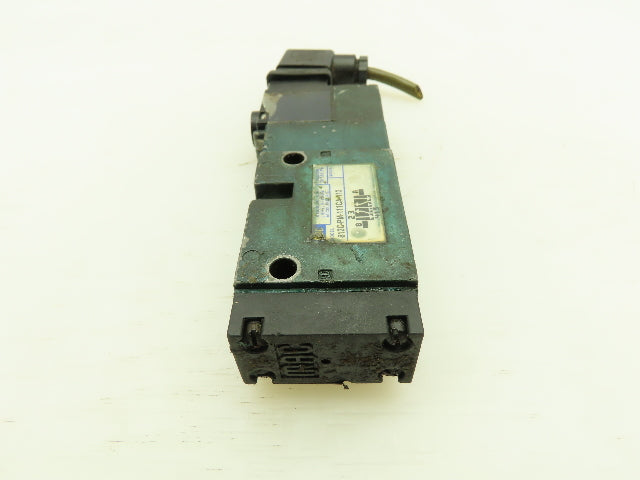 MAC 812C-PM-111CA-112 Pneumatic Solenoid Valve 150PSI 1/4"NPT 120V Coil 2-Way