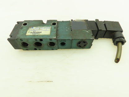 MAC 812C-PM-111CA-112 Pneumatic Solenoid Valve 150PSI 1/4"NPT 120V Coil 2-Way