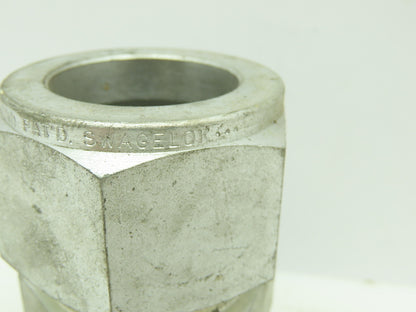 Swagelok Steel Compression Straight Male Connector  1-1/2" Tube x 1-1/2" NPT