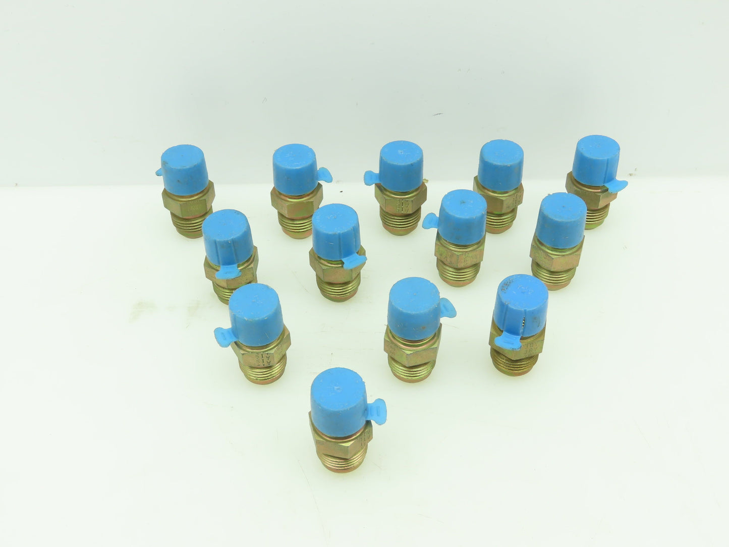 10 FTX-S Triple-Lok 37° Flare Tube Fitting 5/8" JIC x 1/2" NPT Male  LOT OF 13