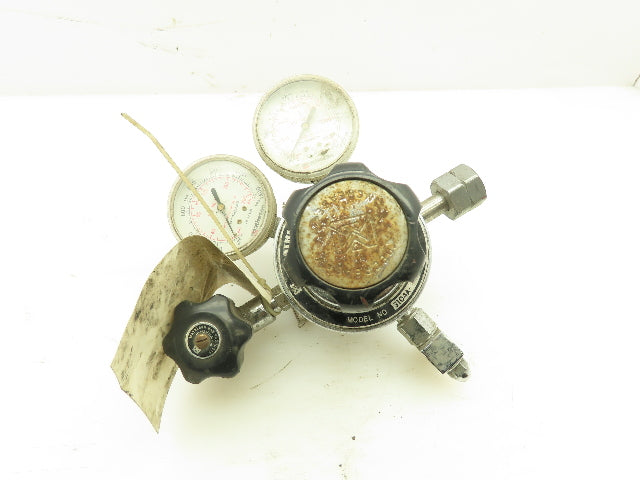 Matheson 3104A-350 Dual Gauge Gas/Pressure Regulator Adjustable 3000PSI 200PSI