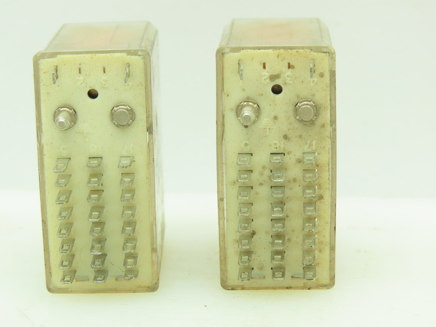 Potter & Brumfield R10-E1-X8-115VAC Relay 8PDT 5A 115 VAC LOT of 2