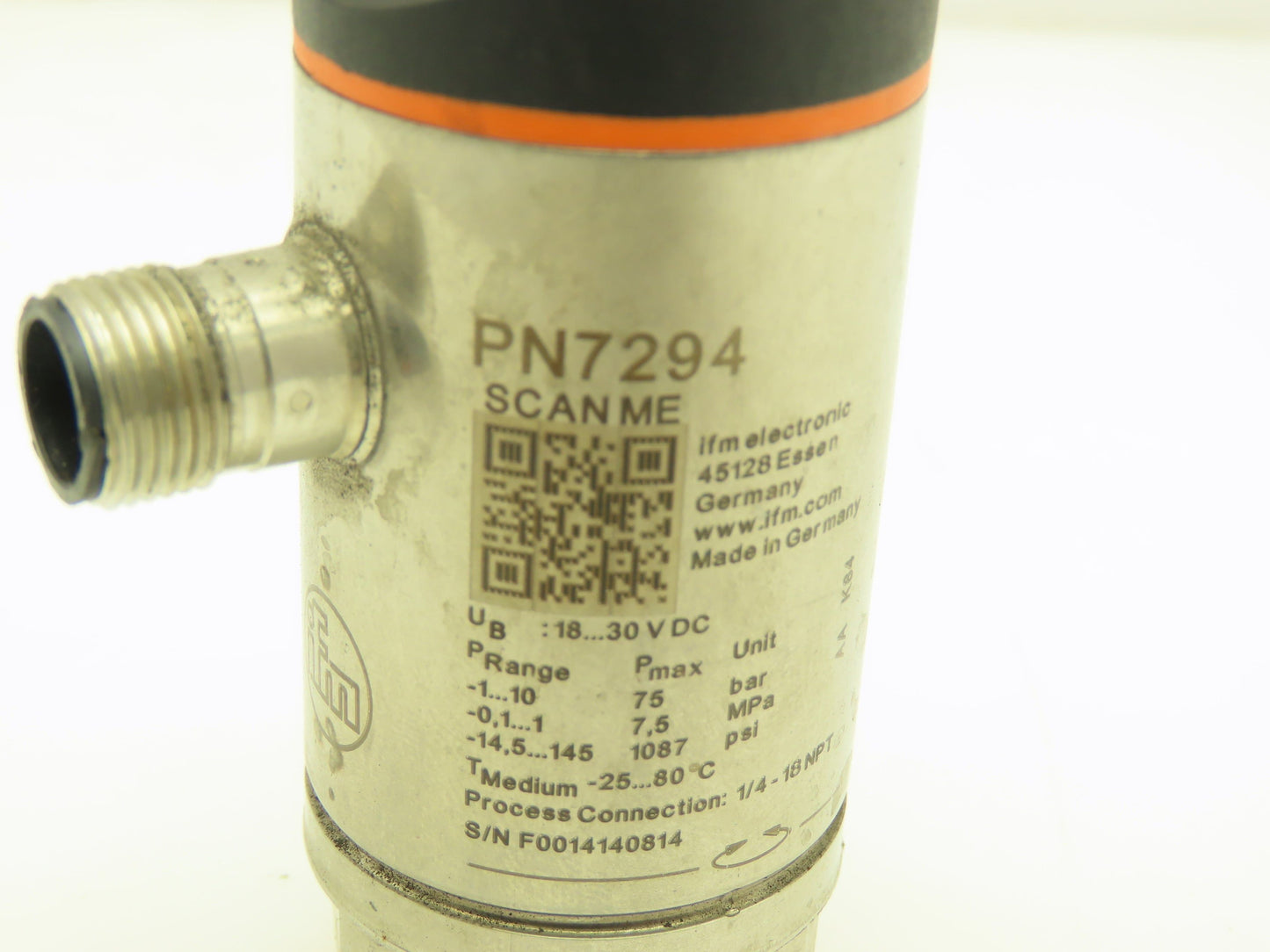 IFM IFM 7294 Pneumatic Pressure Sensor Switch w/Display 145PSI 30VDC 1/4"NPT