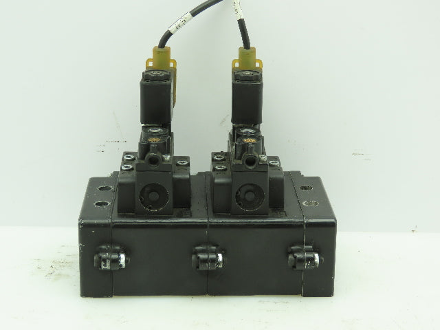 A239SS-120-A IR ARO Pneumatic Solenoid Air Control 2 Valve Manifold Block 1/2"