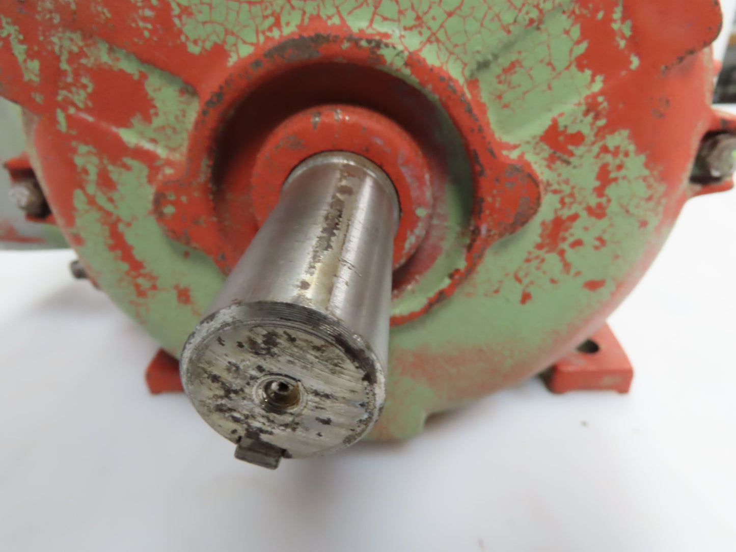 Yaskawa JIS-C 4004 Type FEQ Electric Induction Motor 3 Phase 2Hp 1.5kW 200V