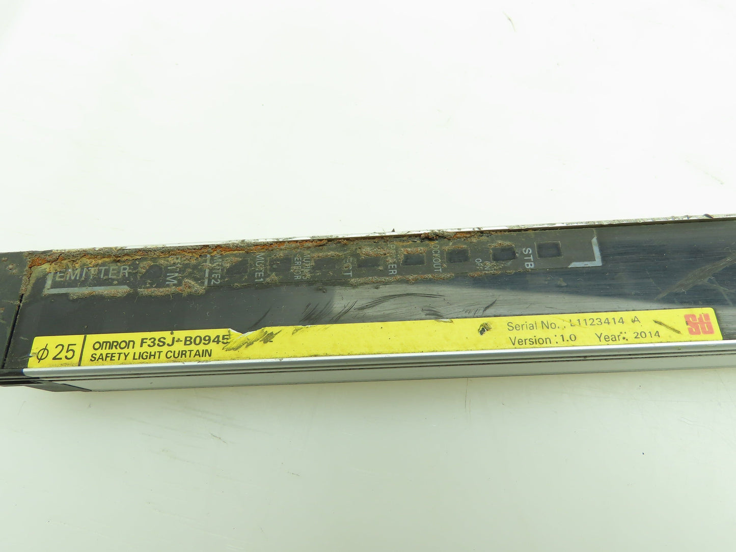 Omron F3SJ-B0945P25-D Safety Light Curtain Emitter F3SJ -B Series