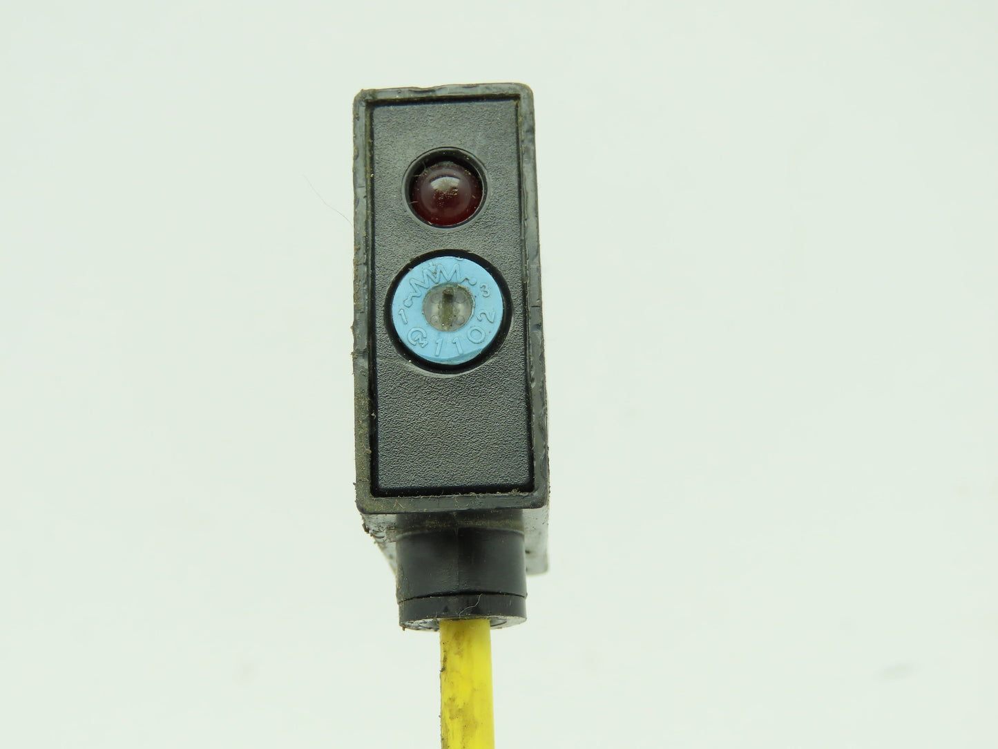 Allen Bradley 42SMU-7001-QD PHOTOSWITCH  Photoelectric Sensor 11-28 VDC Ser B