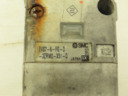 SMC EVS7-6-FG-D-3ZRM0-X51-Q Numatic Solenoid Valve 4/5 Port 145PSI DC21-26V Coil