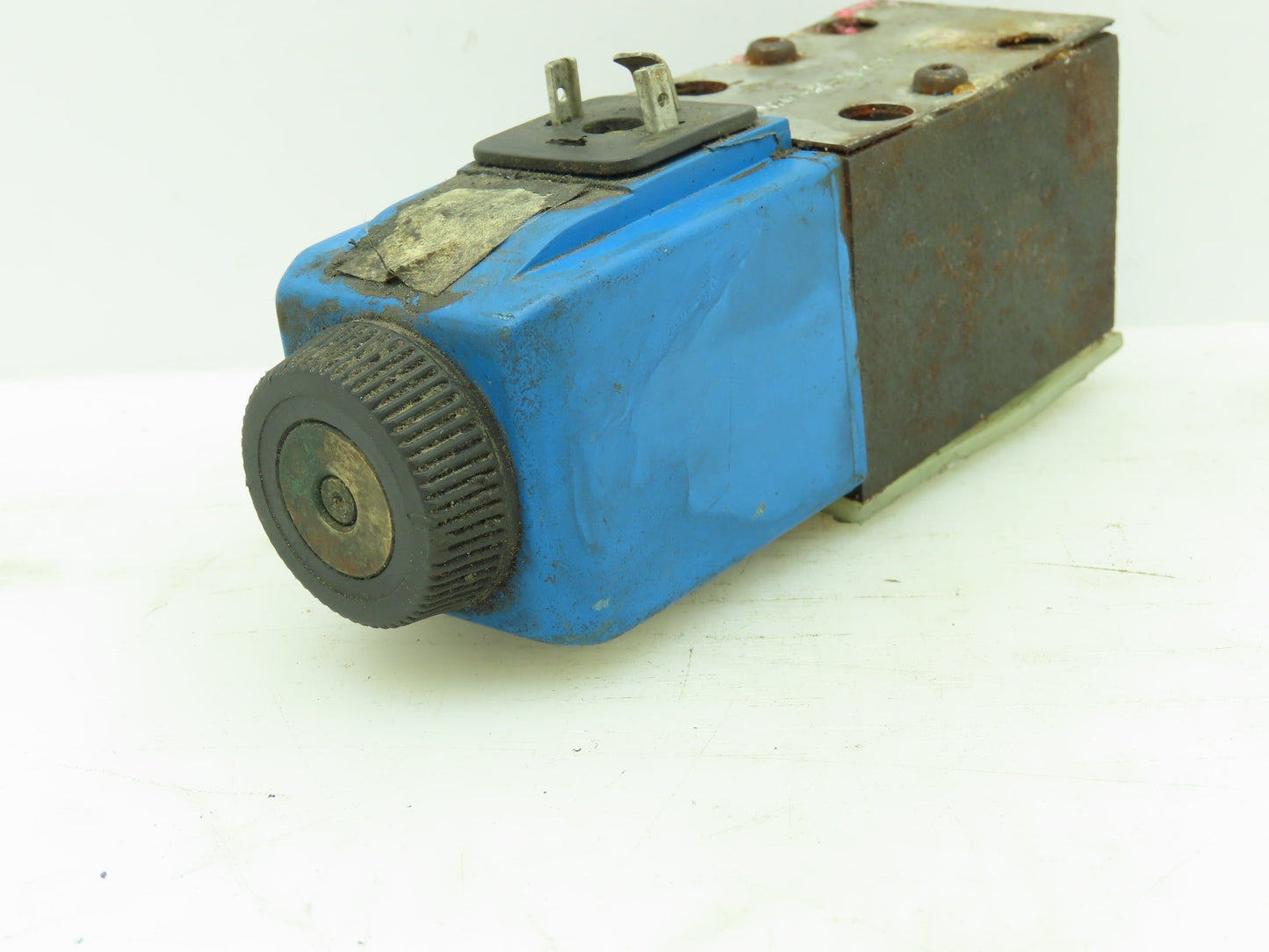 F6DG4V-3S-2A-M-U-H5-60 Hydraulic Directional Control Solenoid Valve