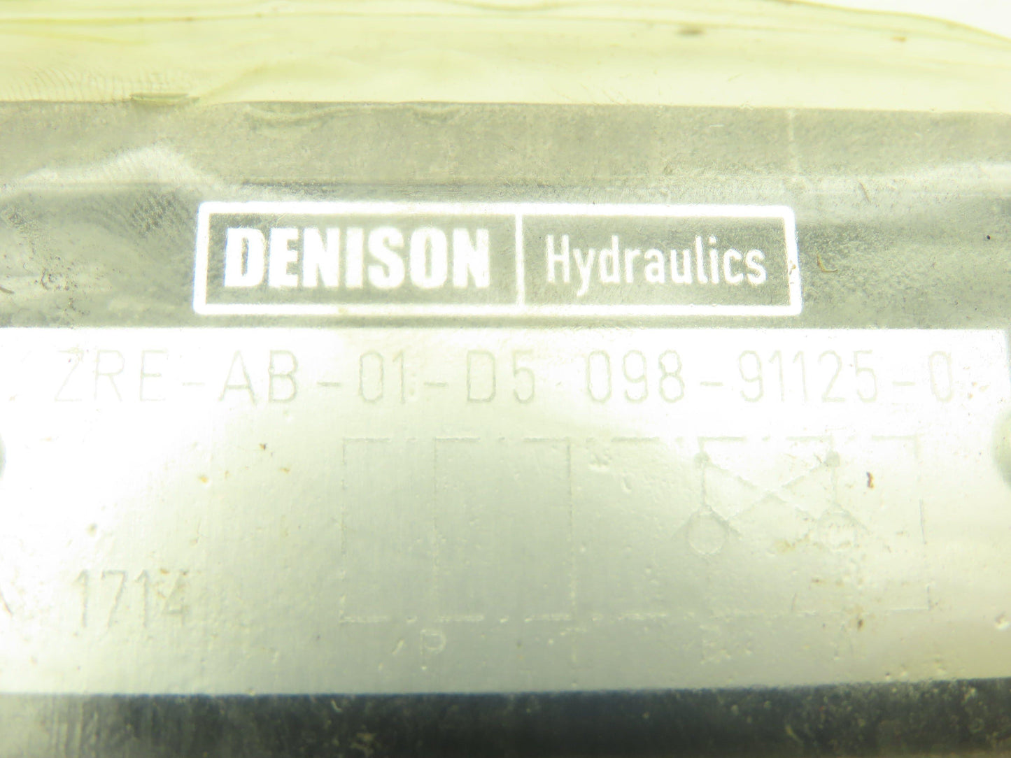 Parker ZRE-AB-01-D5 Denison Hydraulic Pilot Operated Check Valve 098-91125-0