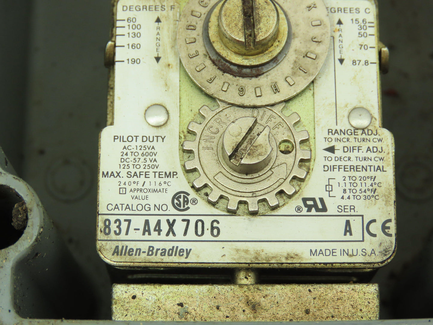 Allen-Bradley 837-A4JX706 Temperature Control Temp Controller 60-190° F  Ser A