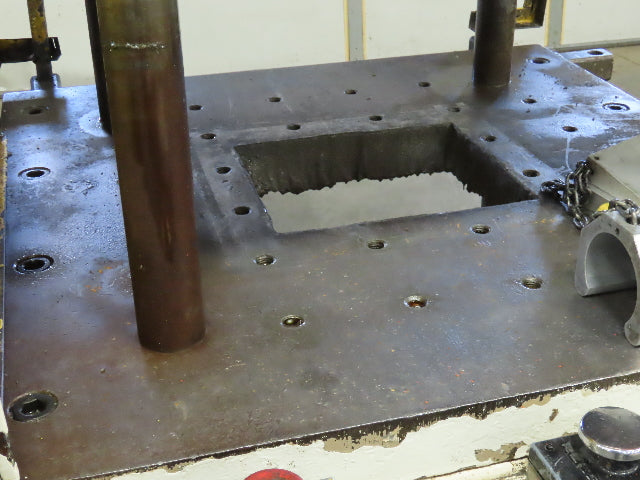 4-Post Hydraulic Multi Press 30" Plate Stamp Die Industrial Machine Press 480V