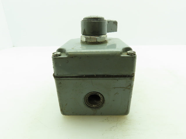 Square D QO130 Class 9001 Type KY-1 Electrical Enclosure W 800T-H2 Allen Bradley