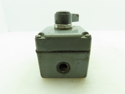 Square D QO130 Class 9001 Type KY-1 Electrical Enclosure W 800T-H2 Allen Bradley