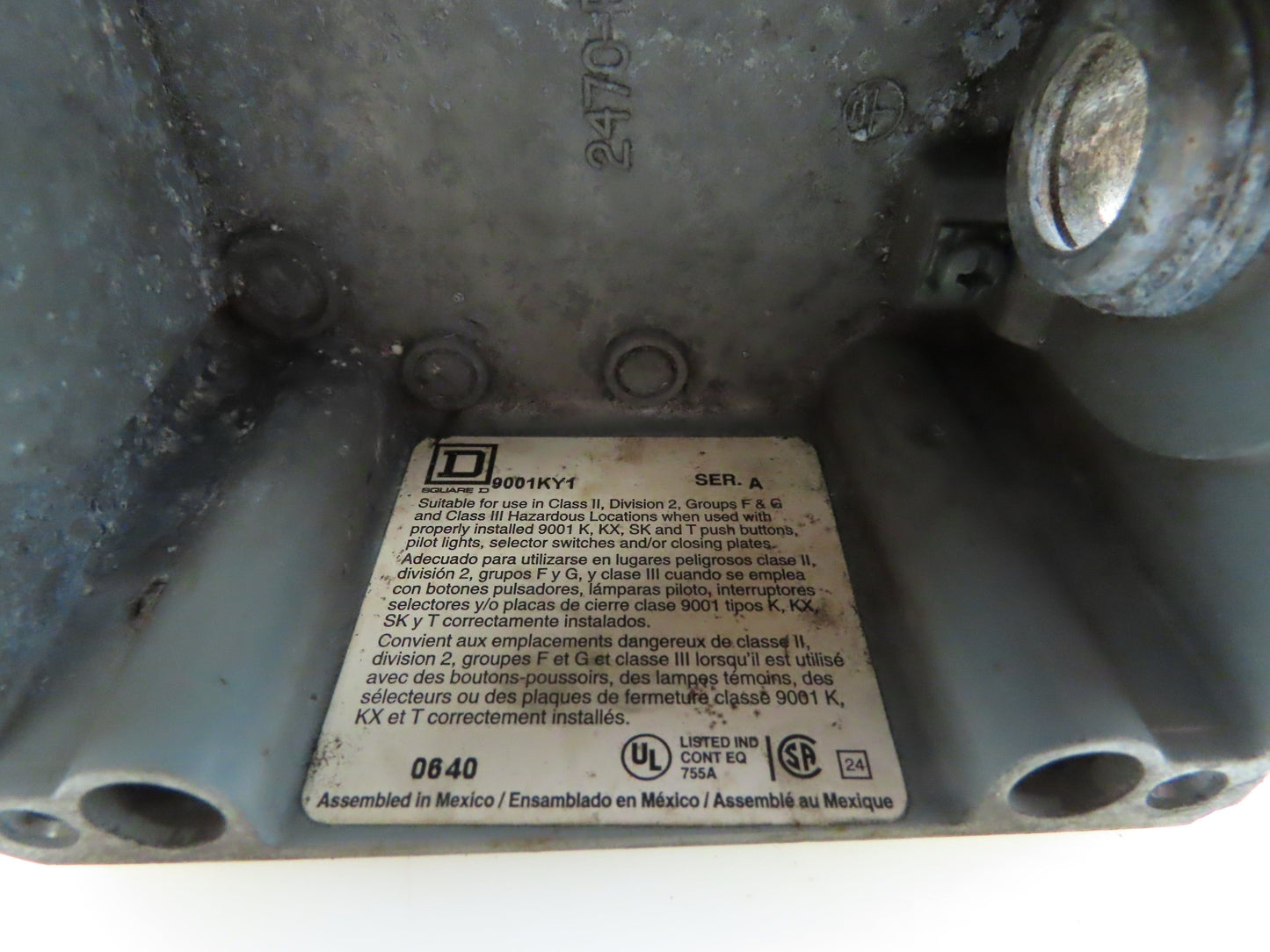 Square D QO130 Class 9001 Type KY-1 Electrical Enclosure W 800T-H2 Allen Bradley