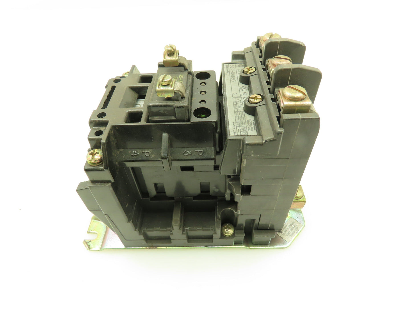 Allen Bradley 500-B0B93 500-BOB93 Ser B Motor Starter 600V NEMA 1 460/480V Coil