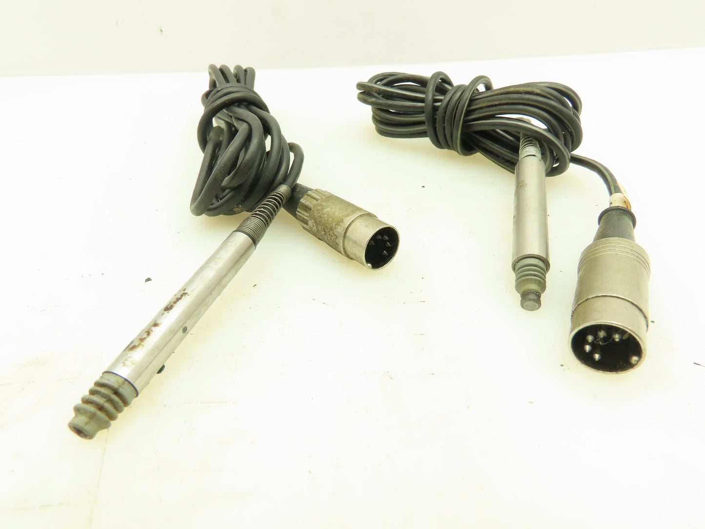 Moore 13820-200 Transducer Pressure Sensor Gauge Probe  LOT OF 2