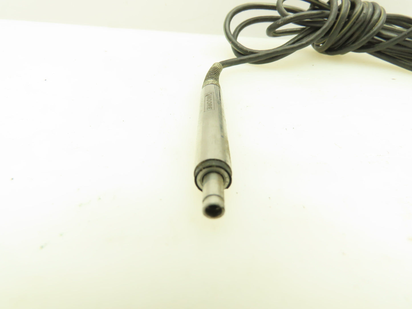 Moore 13820-2 Transducer Pressure Sensor Gauge Probe