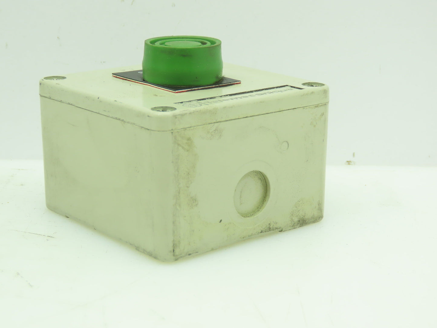 Telemecanique XAFG19001-6080062 Pushbutton Control Panel Box 3x3" Start Green