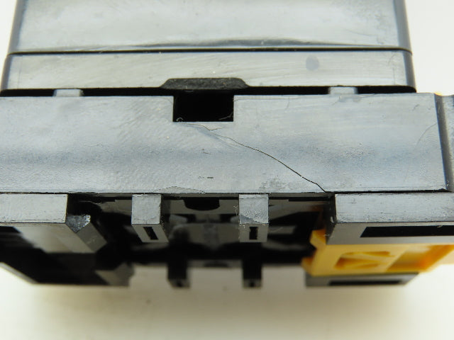 Omron AMD-SU3 Motion Detector AC100-120V 0-10 Sec With Base