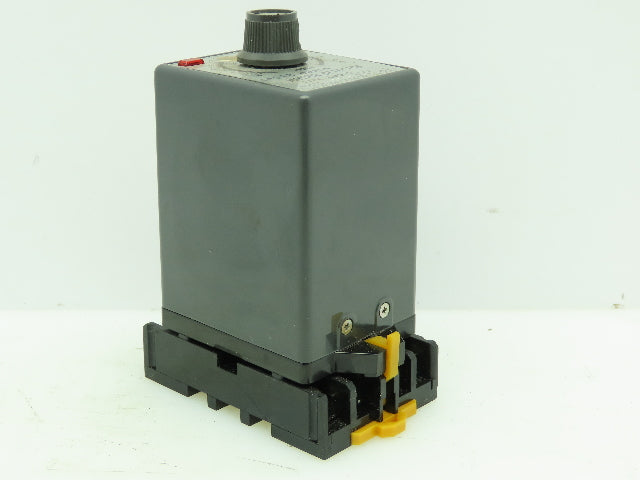 Omron AMD-SU3 Motion Detector AC100-120V 0-10 Sec With Base