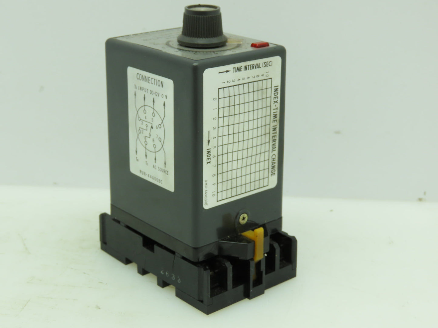 Omron AMD-SU3 Motion Detector AC100-120V 0-10 Sec With Base