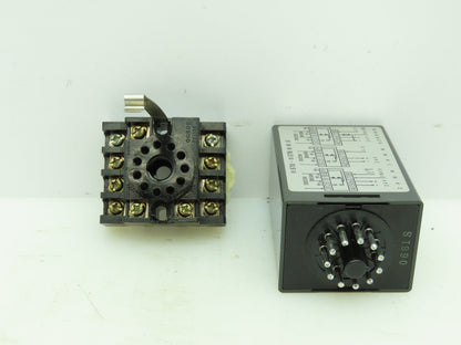 Omron E7U Level Switch Controller  110/220VAC Input24VDC Output