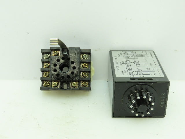 Omron E7U Level Switch Controller  110/220VAC Input24VDC Output