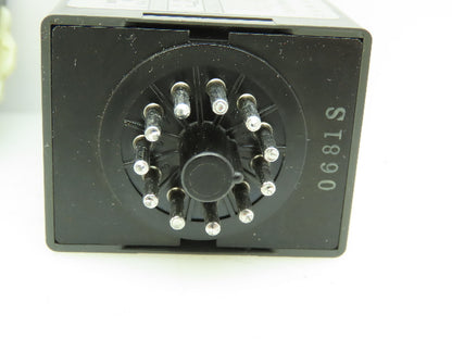 Omron E7U Level Switch Controller  110/220VAC Input24VDC Output