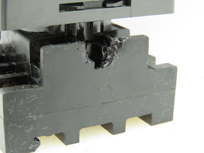 Omron E7U Level Switch Controller  110/220VAC Input24VDC Output